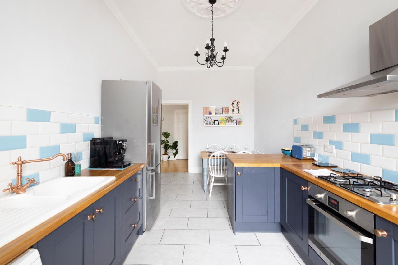 Altido Glamorous 2-Bed Flat Near Edinburgh Castle Exteriör bild