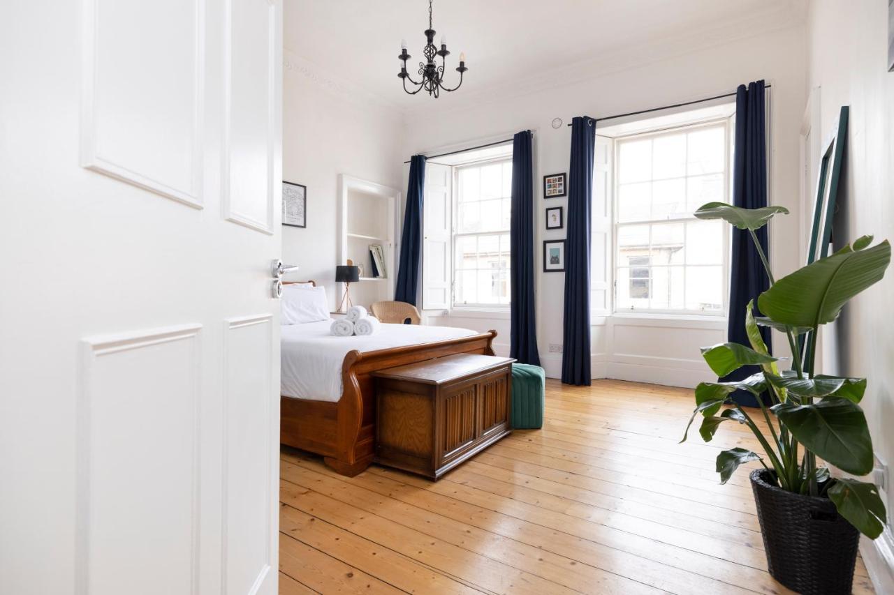 Altido Glamorous 2-Bed Flat Near Edinburgh Castle Exteriör bild