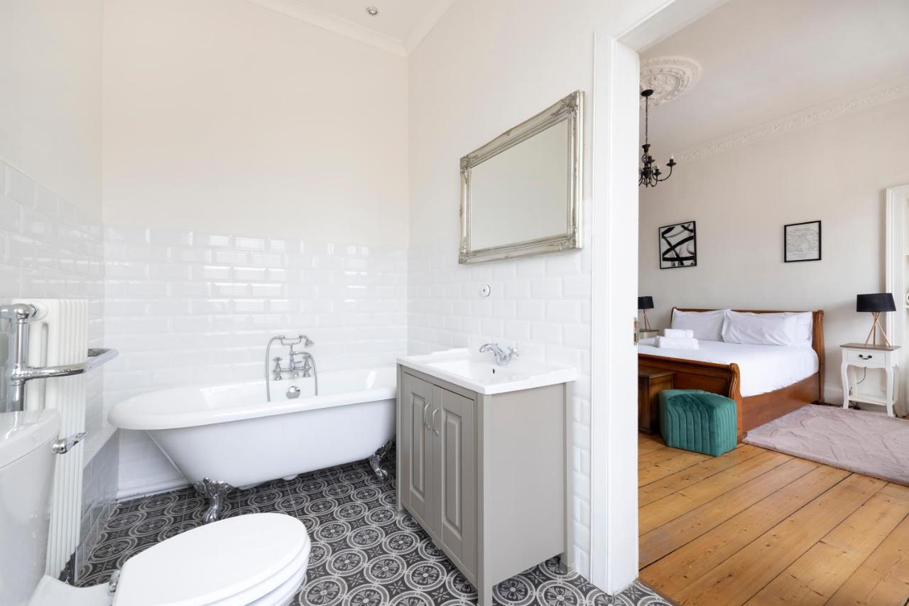Altido Glamorous 2-Bed Flat Near Edinburgh Castle Exteriör bild